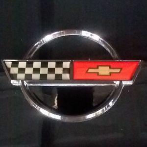 Meet your Posher, Dennis